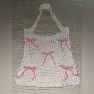 Bow tote